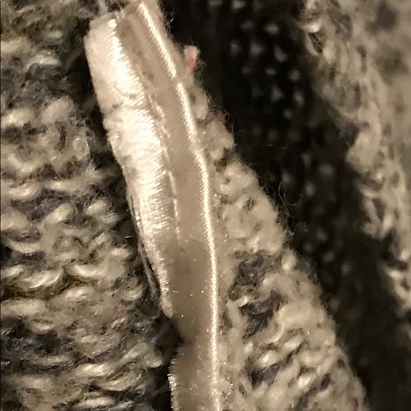 Vero Moda Grey Knit Scoop Neck Sweater Medium - Picture 8 of 8